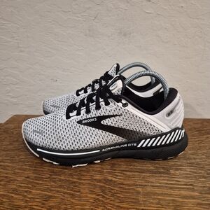 Brooks Adrenaline GTS 22 Athletic Running Shoes Women's Size 8 Medium B